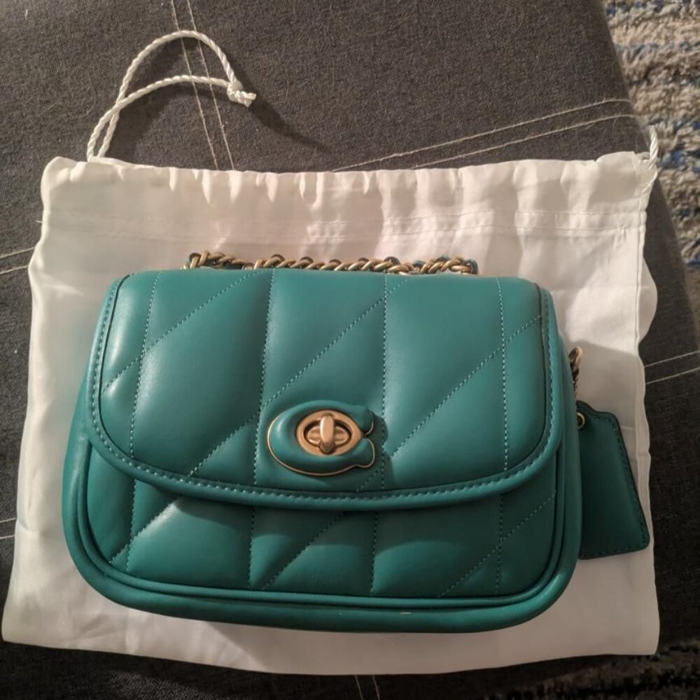 Coach Pillow Madison 18